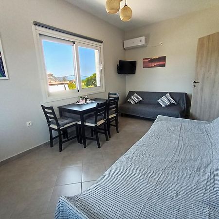 Airport Palmtree Apartments - 15Min From Airport Artemida  Ngoại thất bức ảnh