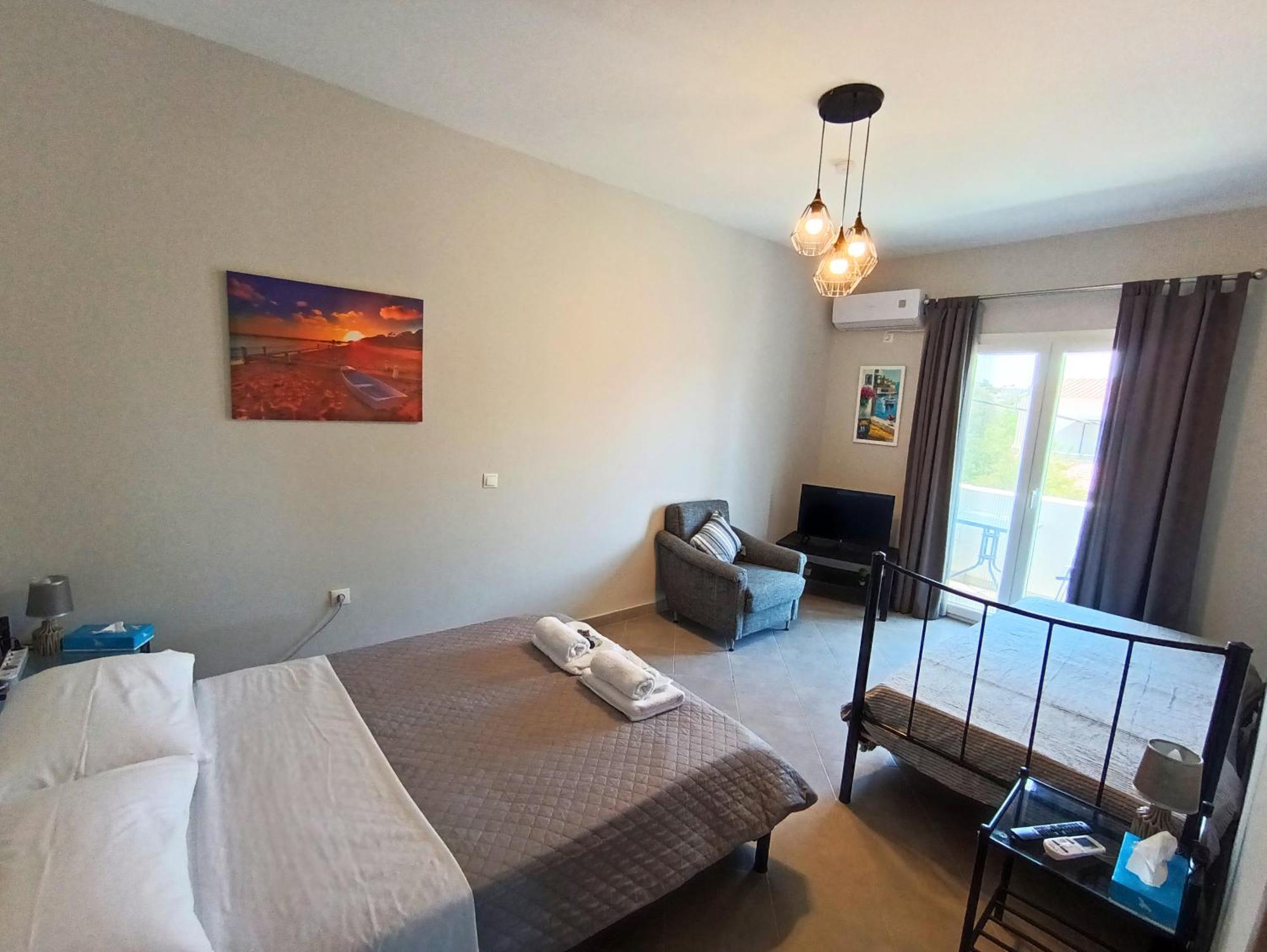 Airport Palmtree Apartments - 15Min From Airport Artemida  Ngoại thất bức ảnh